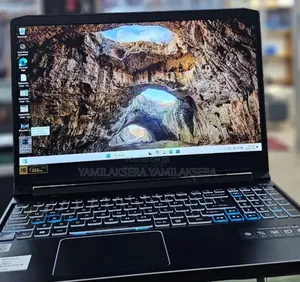 New Laptop Acer Predator Helios 300 16GB Intel Core i7 SSD 512GB