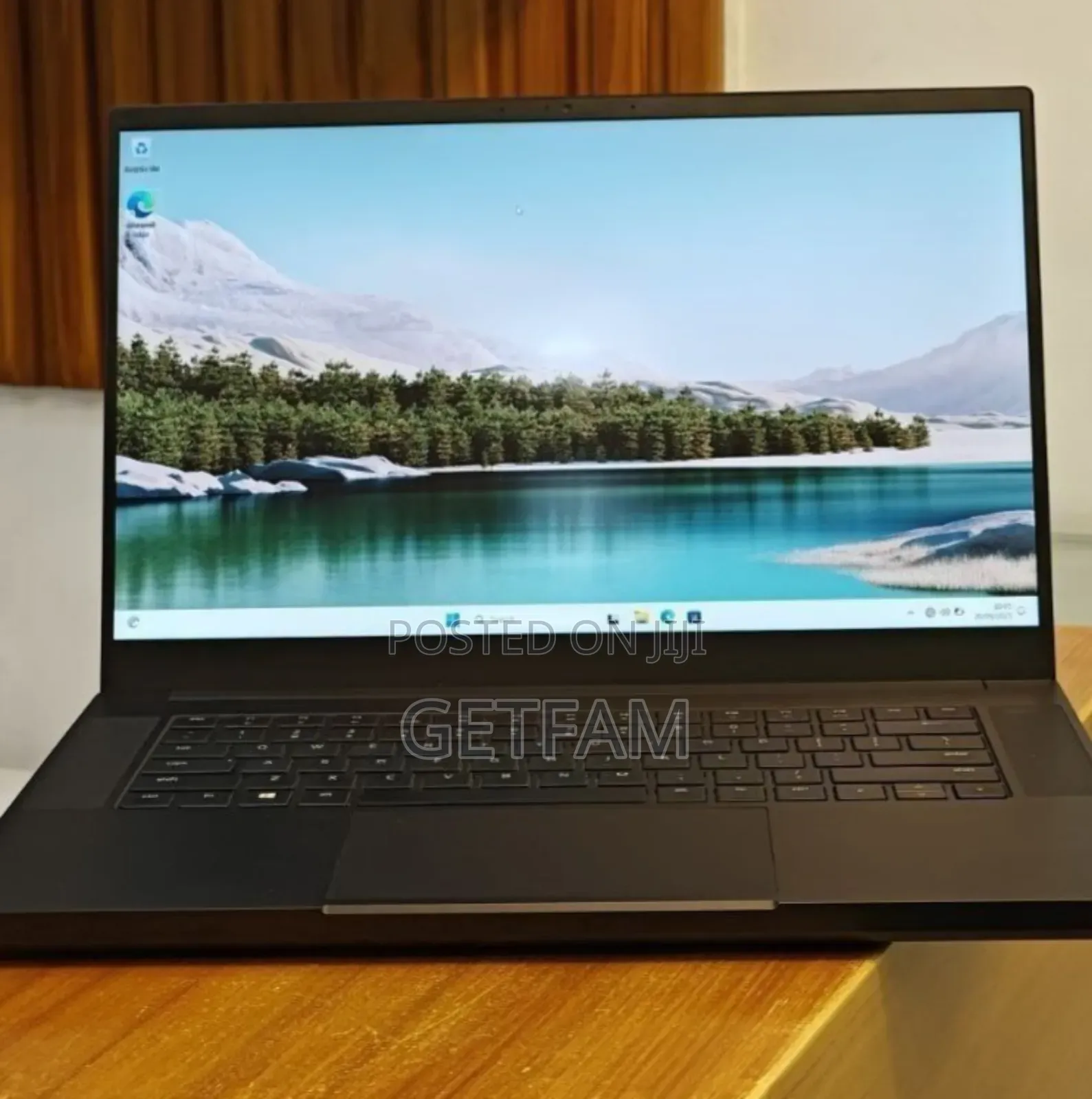 New Laptop Razer Blade 6GB Intel Core I7 SSD 16 GB