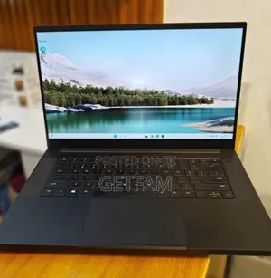 New Laptop Razer Blade 6GB Intel Core I7 SSD 16 GB