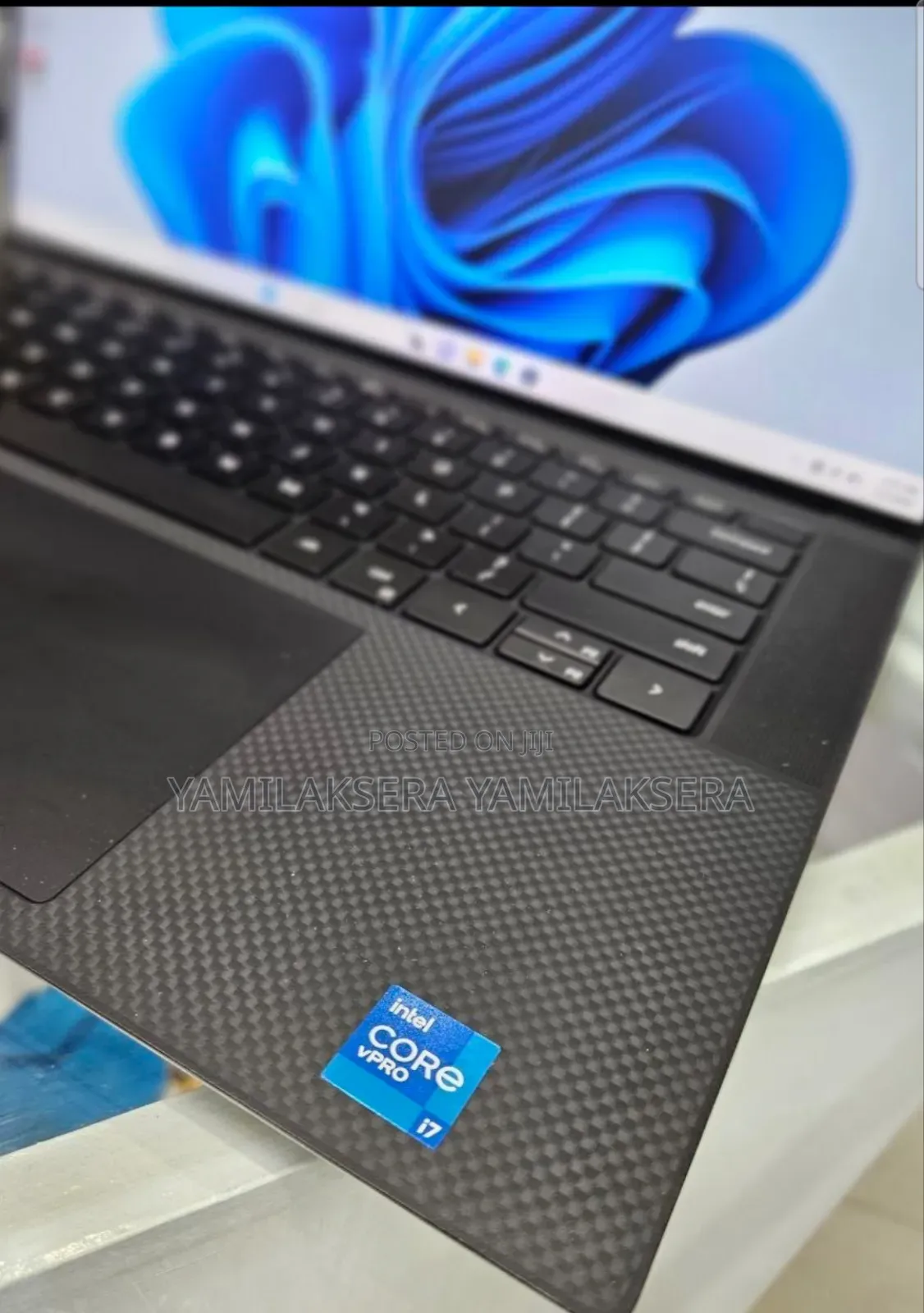 New Laptop Dell Precision 7560 16GB Intel Core I7 SSD 1T