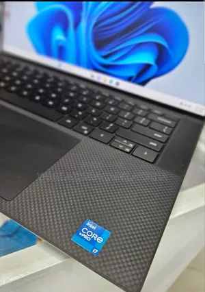 New Laptop Dell Precision 7560 16GB Intel Core I7 SSD 1T