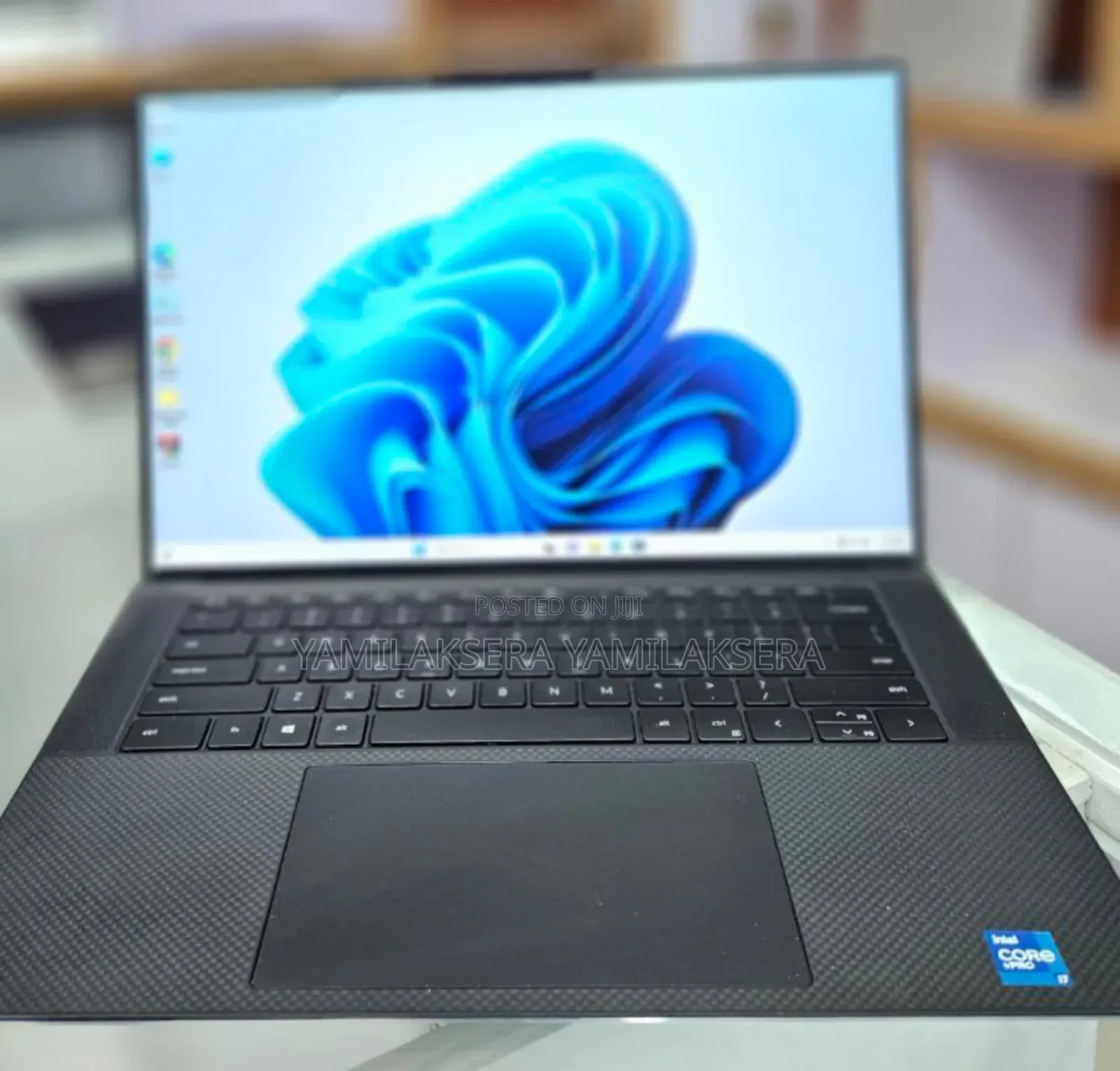 New Laptop Dell Precision 7560 16GB Intel Core I7 SSD 1T