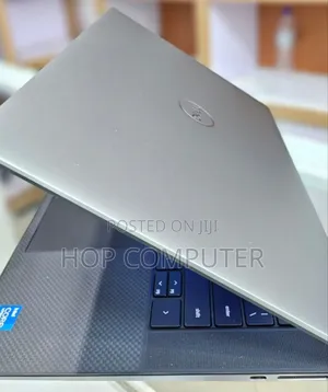 New Laptop Dell Precision 5550 16GB Intel Core I7 SSD 1T