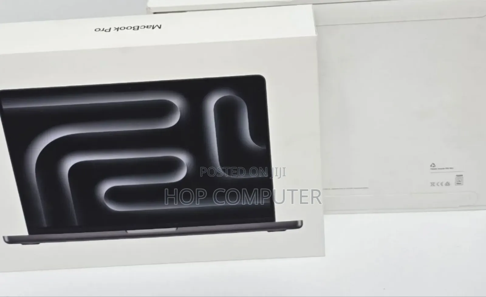 New Laptop Apple MacBook Pro 2024 M4 14-Inch 16GB Apple M4 Pro SSD 1T