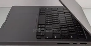 New Laptop Apple MacBook Pro M1 16GB Apple M1 Pro SSD 1T