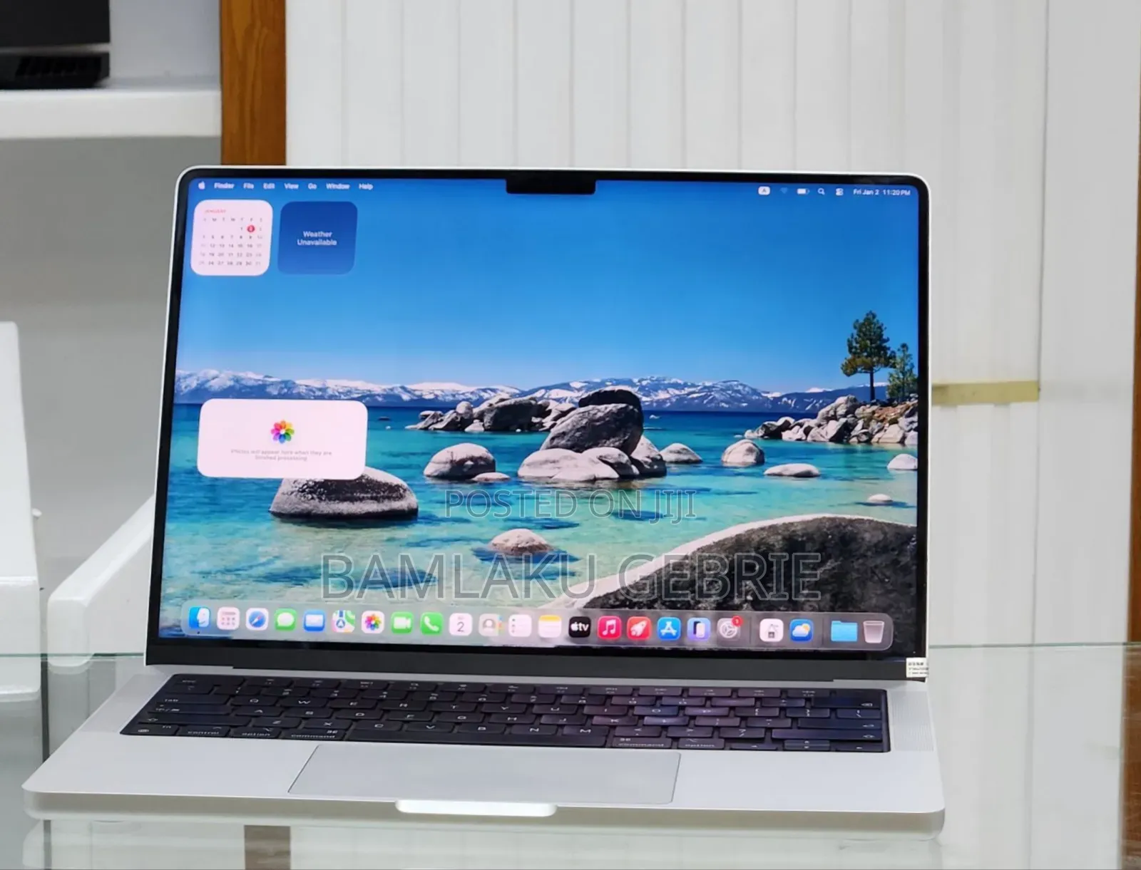 New Apple MacBook Pro 2023 M3 14-Inch 18GB Apple M3 Pro SSD 512GB