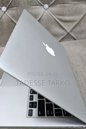 Laptop Apple MacBook Pro 2015 8GB Intel Core I5 SSD 128GB