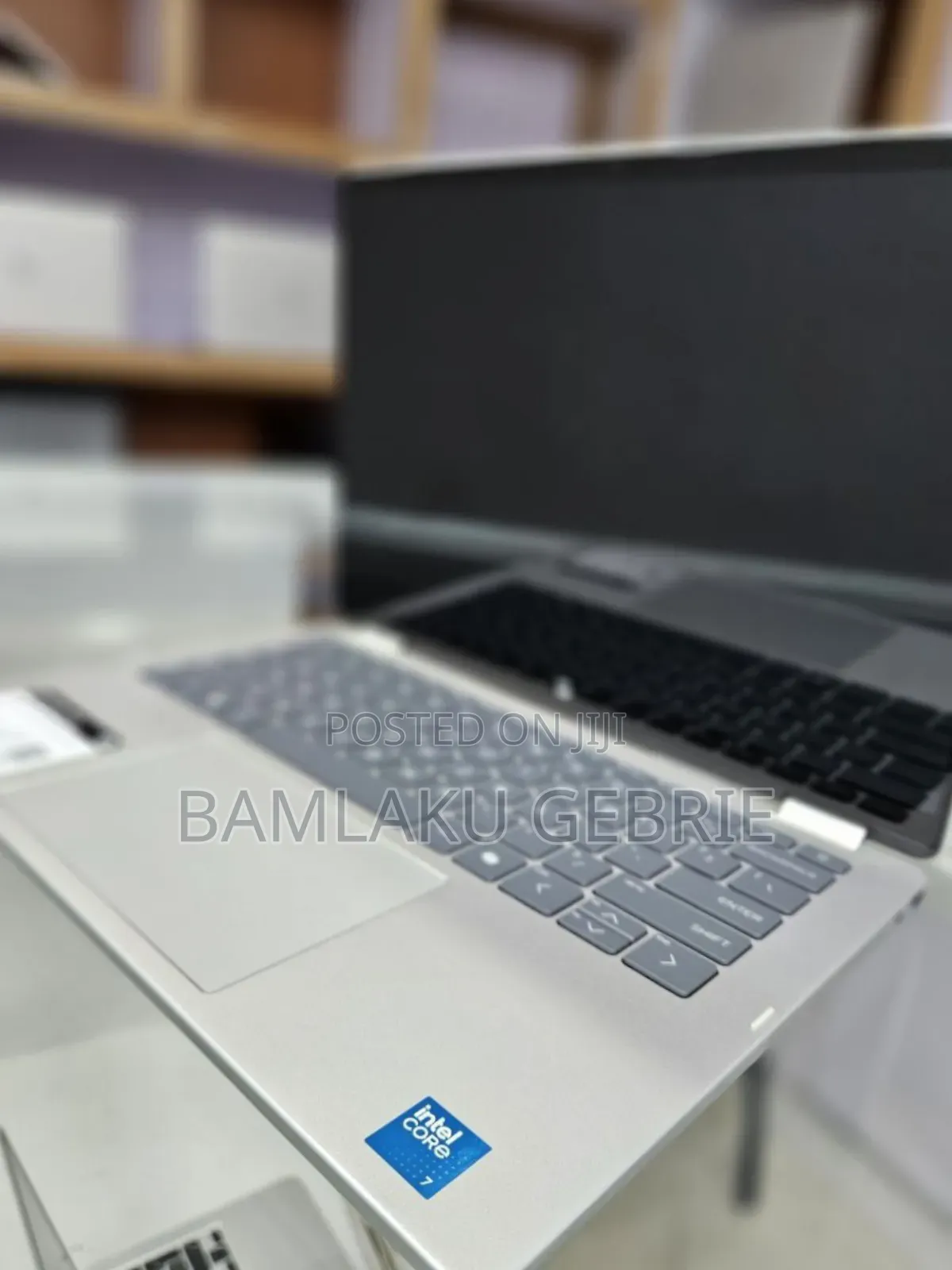 New Laptop HP OmniBook 5 Flip 14-Fp0023dx 16GB Intel Core 7 SSD 512GB