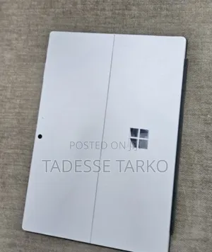 New Laptop Microsoft Surface Pro 6 8GB Intel Core I7 SSD 256GB