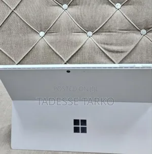 New Laptop Microsoft Surface Pro 6 8GB Intel Core I7 SSD 256GB