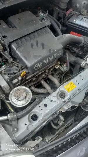 Toyota Platz 2001 Silver