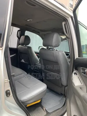 Toyota Land Cruiser Prado 3.0 D-4D 5dr 2005 Silver