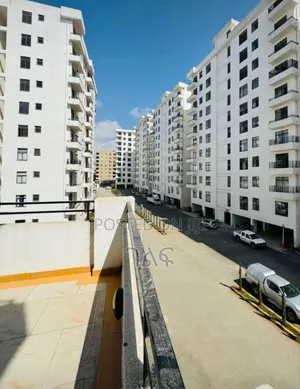 2bdrm Apartment in ሰሚት ኖህ ሪልስቴት ኮምፓውንድ, Bole for sale