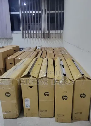 New Laptop HP OmniStudio X All-in-One 8GB Intel Core I5 SSD 512GB