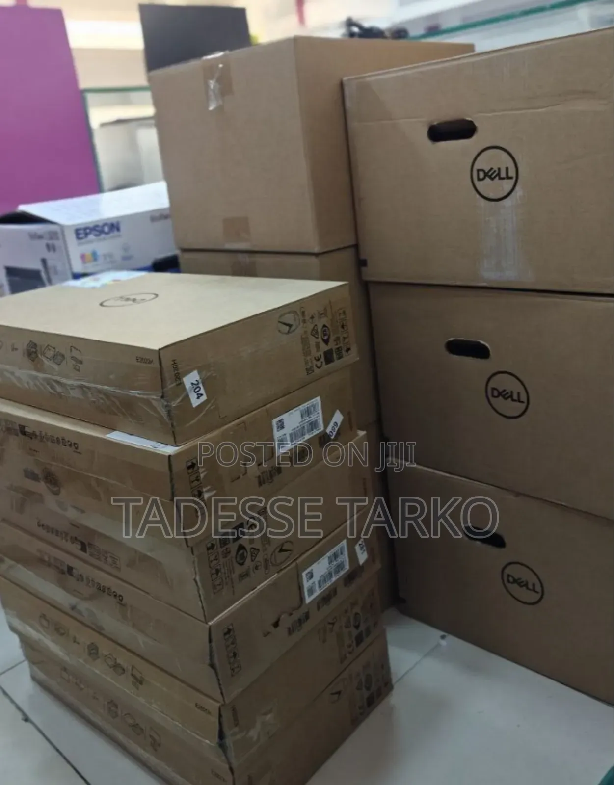 New Laptop Dell 8GB Intel Core I7 SSD 512GB