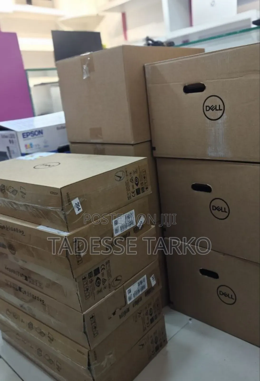 New Laptop Dell 8GB Intel Core I7 SSD 512GB