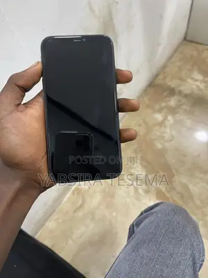 Apple iPhone 11 64 GB Black