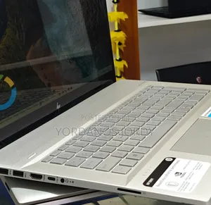 New Laptop HP Envy 17 16GB Intel Core I7 SSD 512GB