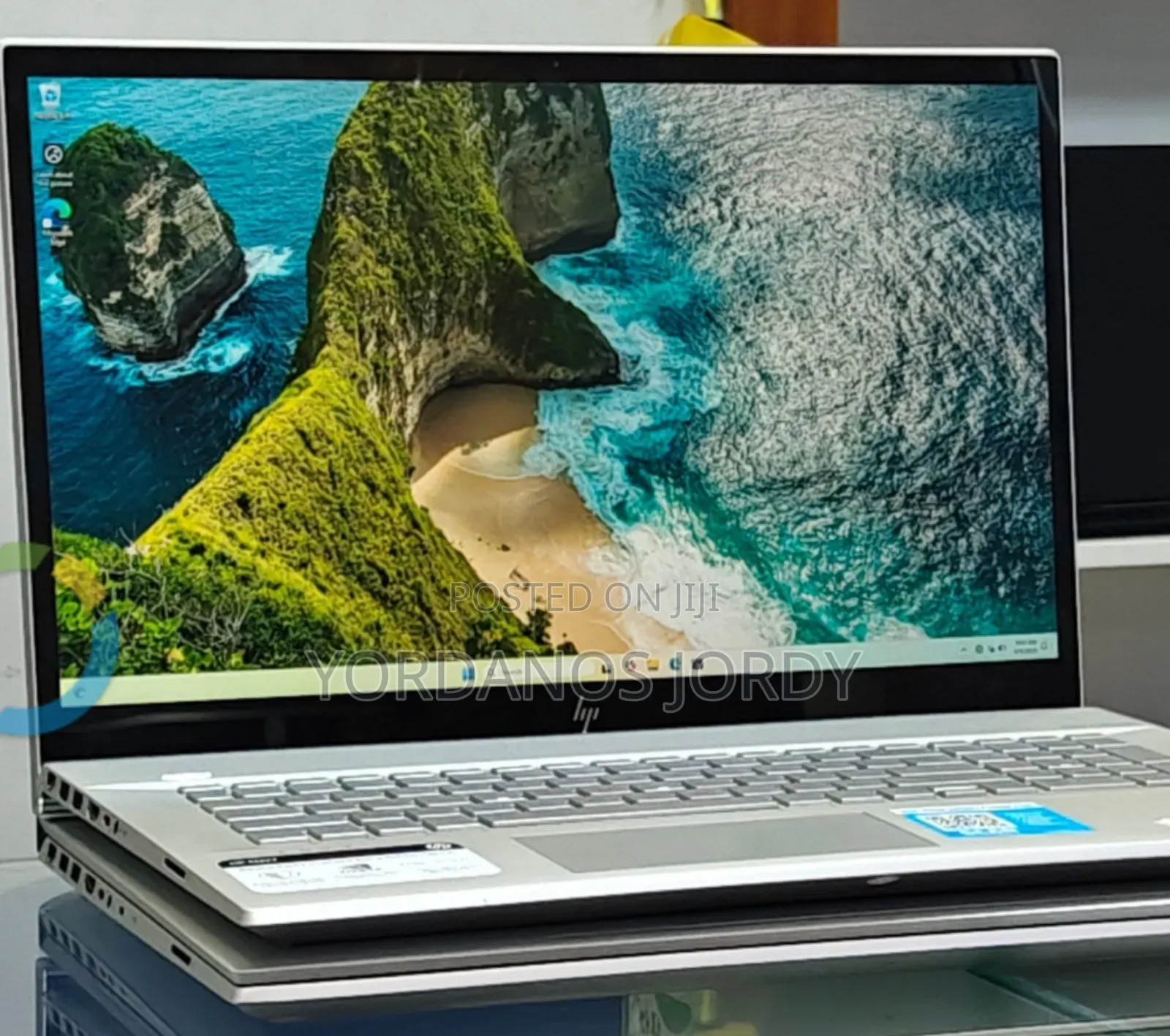 New Laptop HP Envy 17 16GB Intel Core I7 SSD 512GB