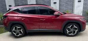 Hyundai Tucson 2023 Red
