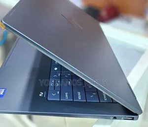 New Laptop HP OmniBook X Flip 14" 16GB Intel Core Ultra 7 SSD 1T