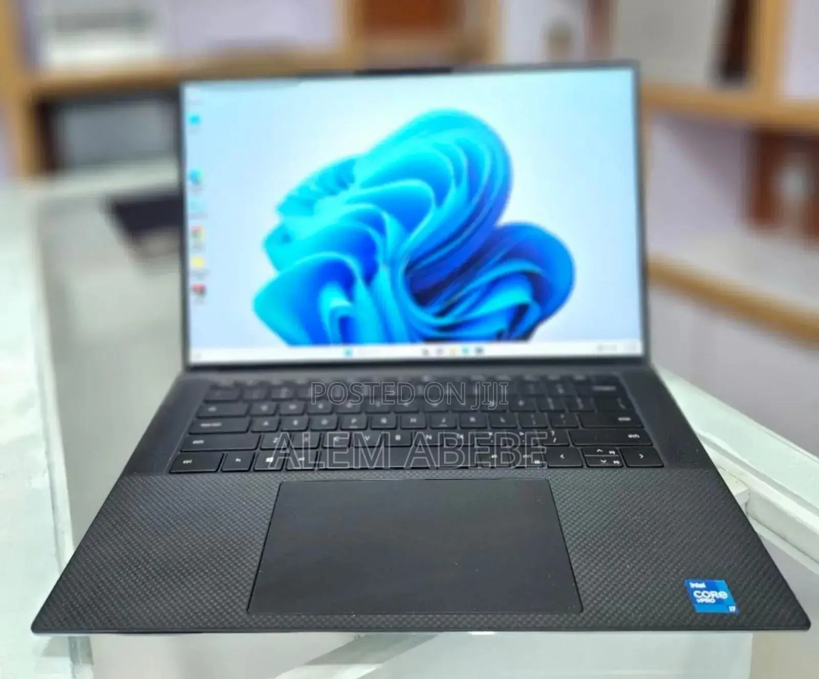 New Laptop Dell Precision 5550 16GB Intel Core I7 SSD 1T