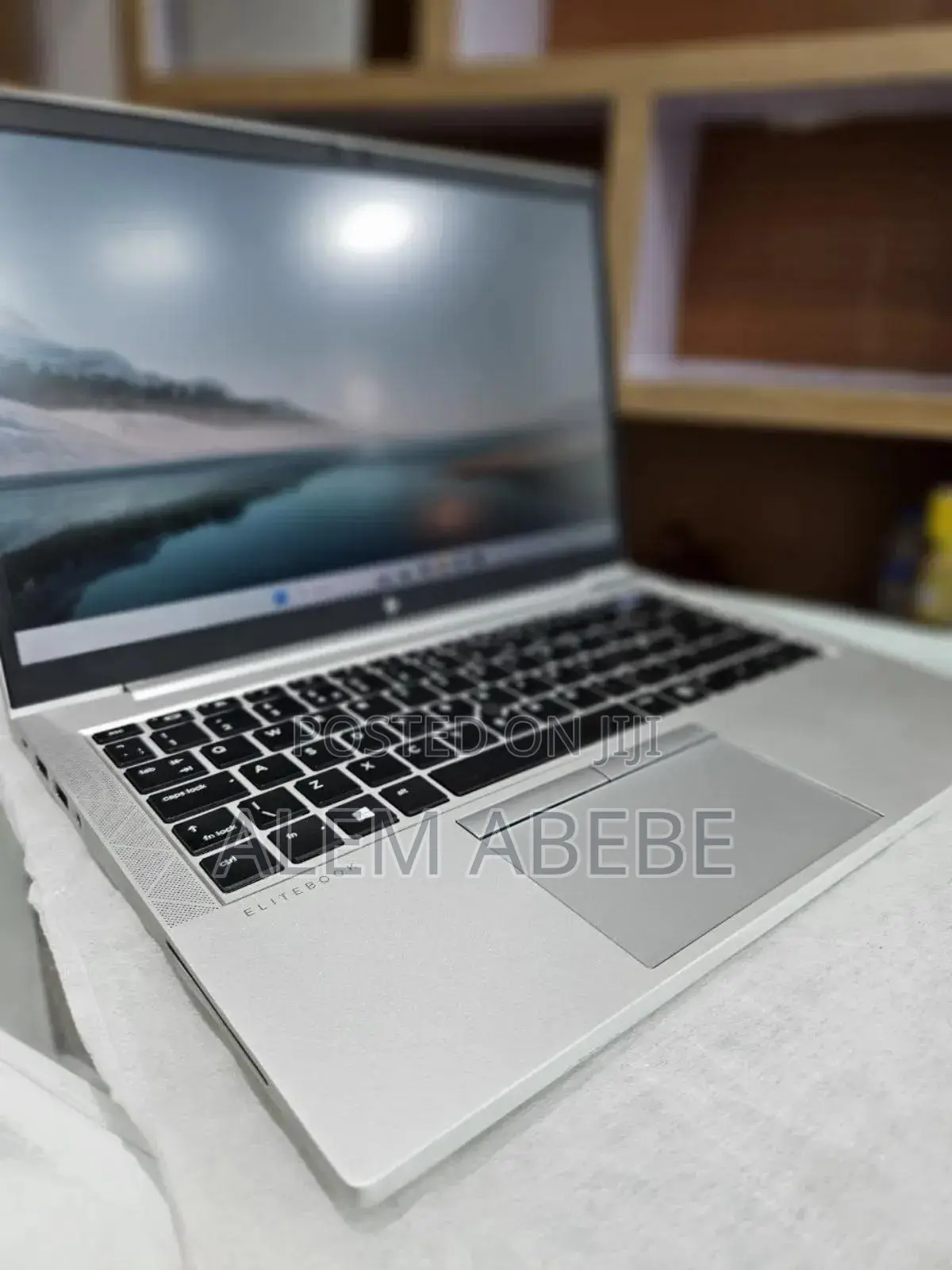 New Laptop HP EliteBook 840 G8 16GB Intel Core I7 SSD 512GB