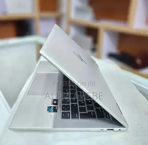 New Laptop HP EliteBook X360 1040 G9 16GB Intel Core I5 SSD 512GB