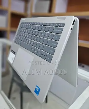 New Laptop HP OmniBook 5 Flip 14-Fp0023dx 16GB Intel Core 7 SSD 512GB