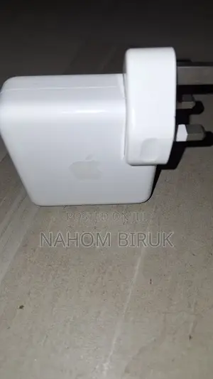 Genuine Apple 61w Usb-C Power Adapter