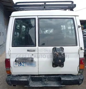 Toyota Land Cruiser 2006