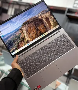 New Laptop Lenovo ThinkBook 15 16GB AMD Ryzen 5 SSD 256GB