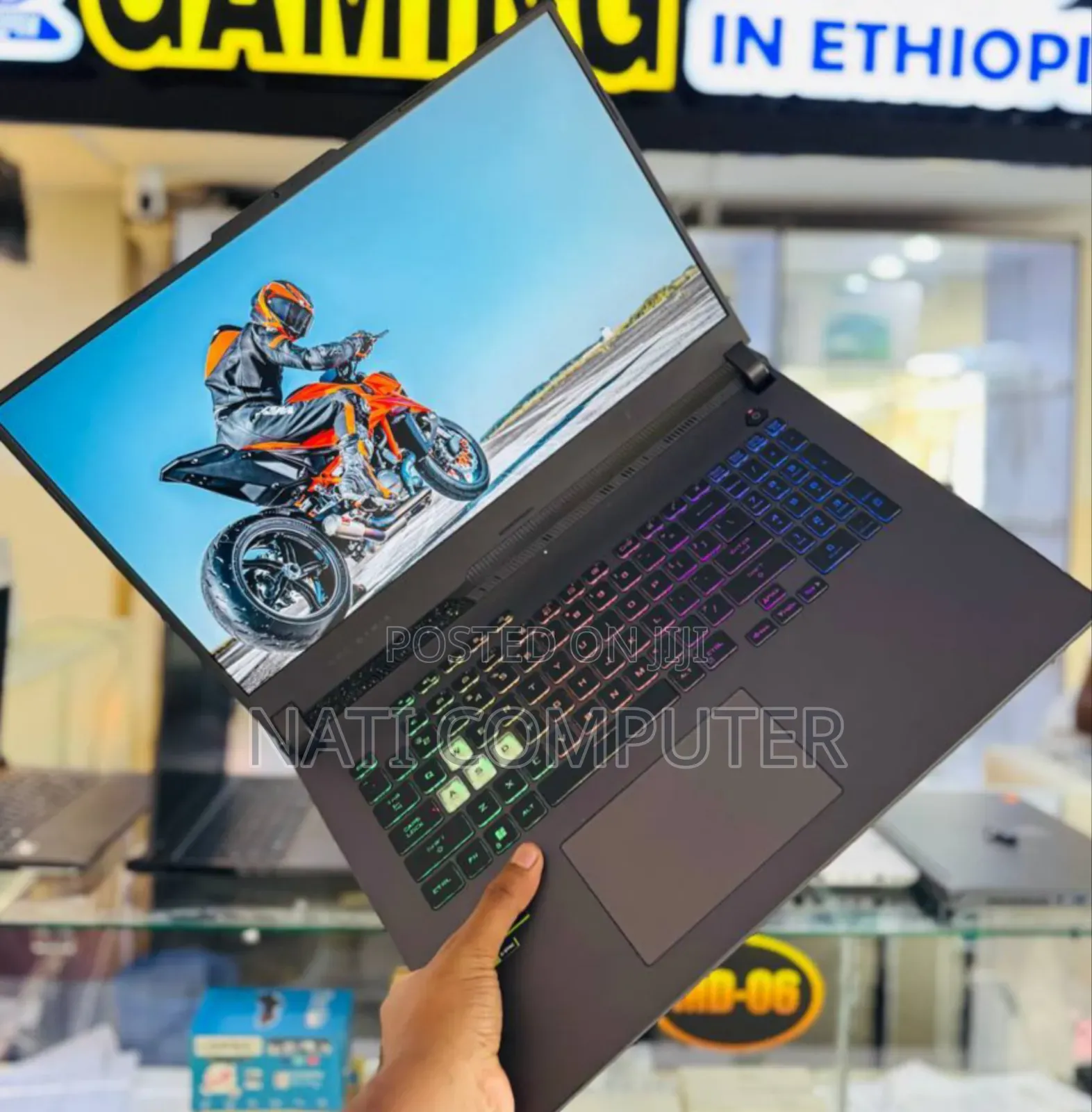 New Laptop Asus 16GB AMD Ryzen 9 SSD 1T