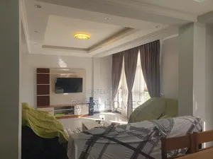 Furnished 5bdrm House in G+3 ጋርመንት ማህበር ቤቶች, Nifas Silk-Lafto for rent