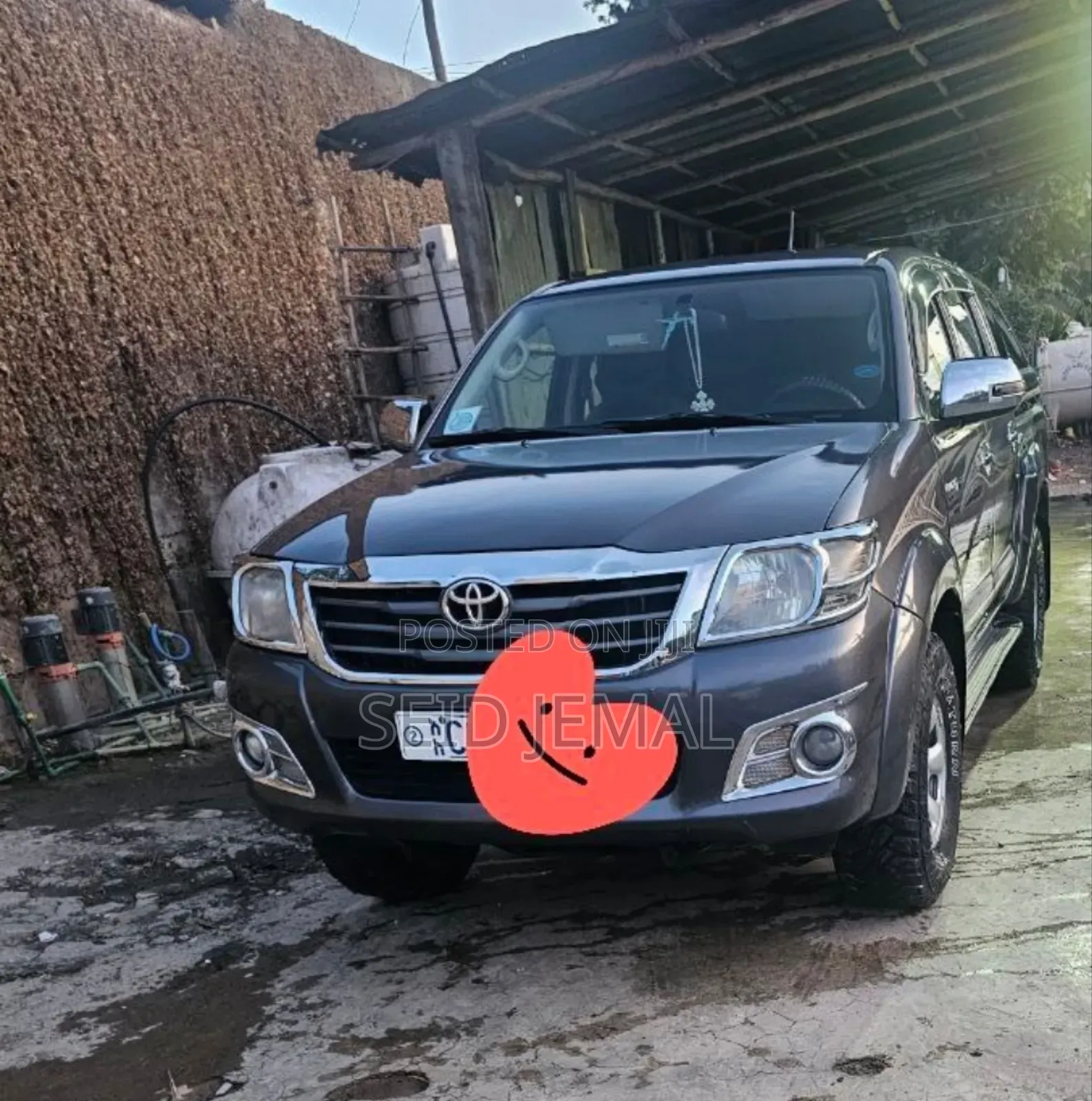 Toyota Hilux 2015 Gray