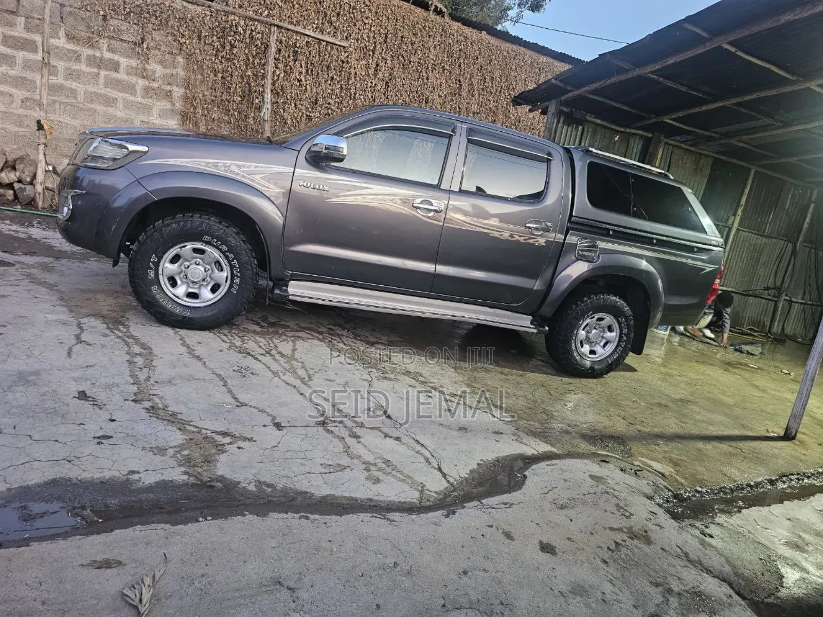Toyota Hilux 2015 Gray