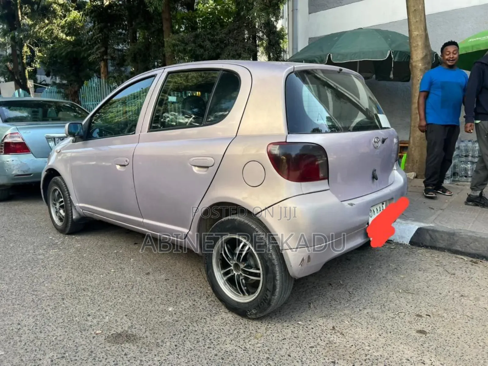 Toyota Vitz 1.0 FWD 5dr 2001 Pink