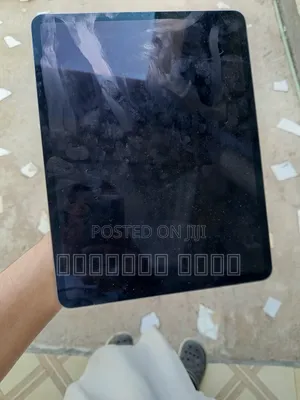 Apple iPad Pro 12.9 (2020) 256 GB Black