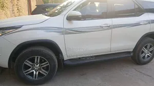 Toyota Fortuner 2017 White
