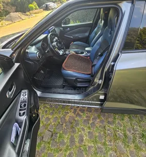 Nissan Juke 2021 Gray