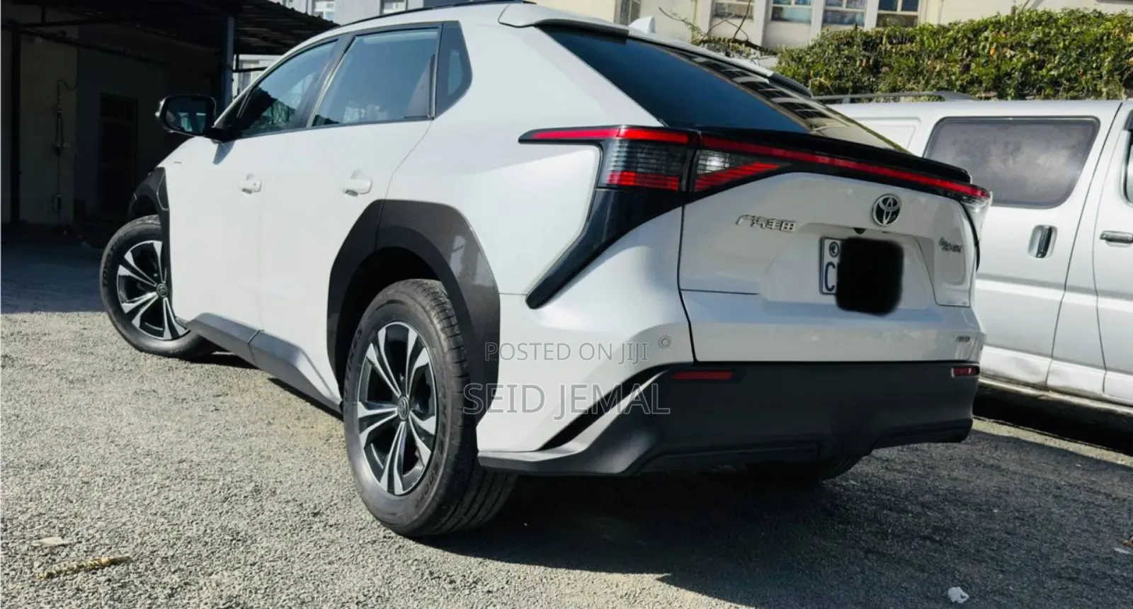 Toyota bZ4X 2024 White