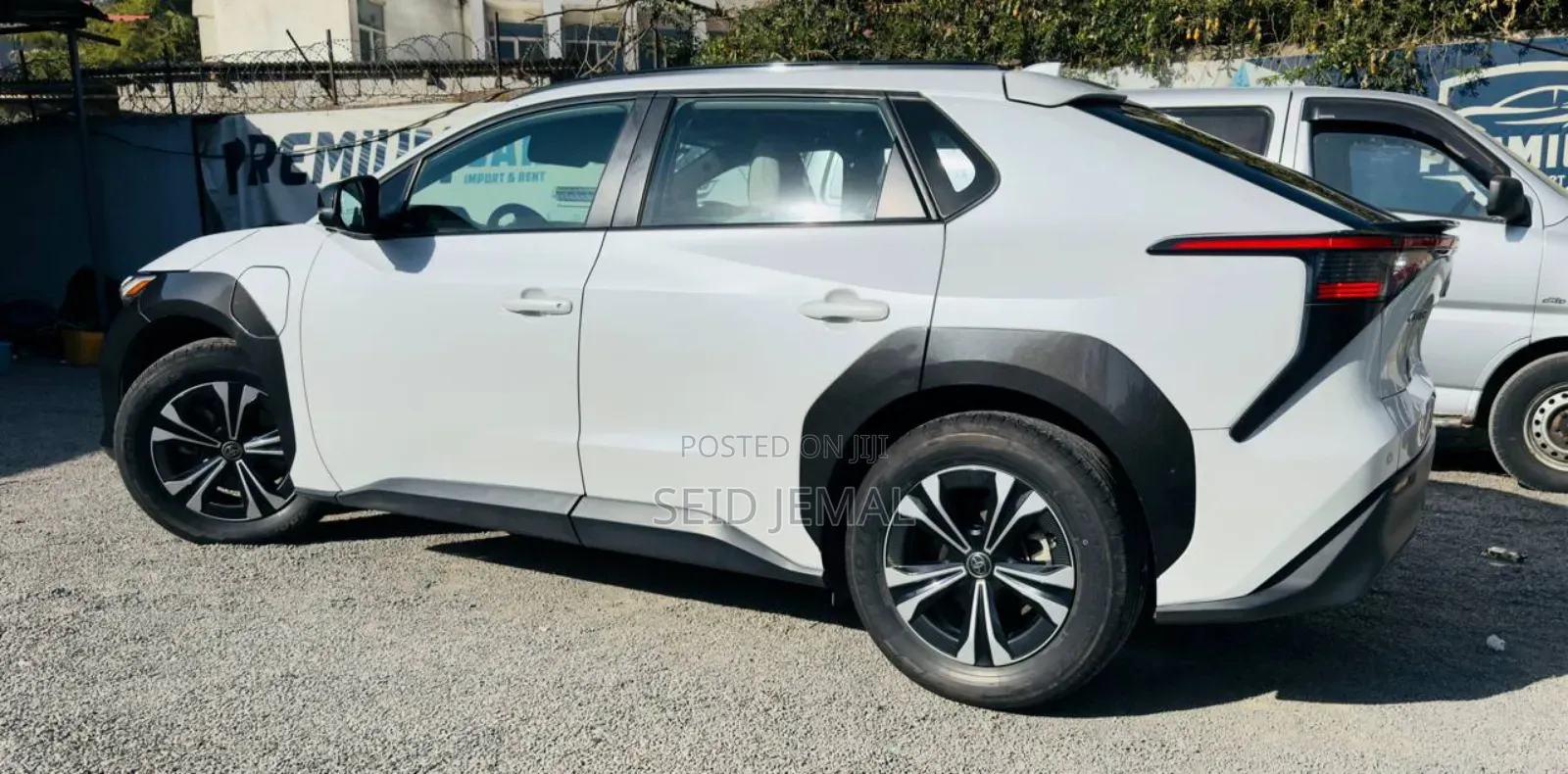 Toyota bZ4X 2024 White