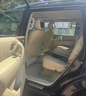 Nissan Patrol 2016 Black