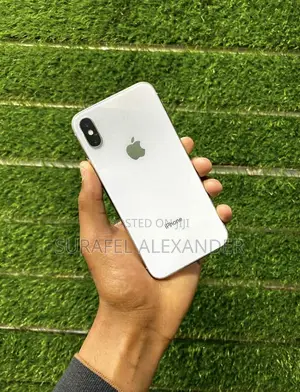 Apple iPhone X 64 GB Silver