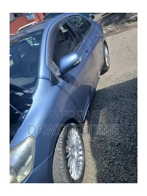 Toyota Yaris Base Sedan 4dr 2010 Blue