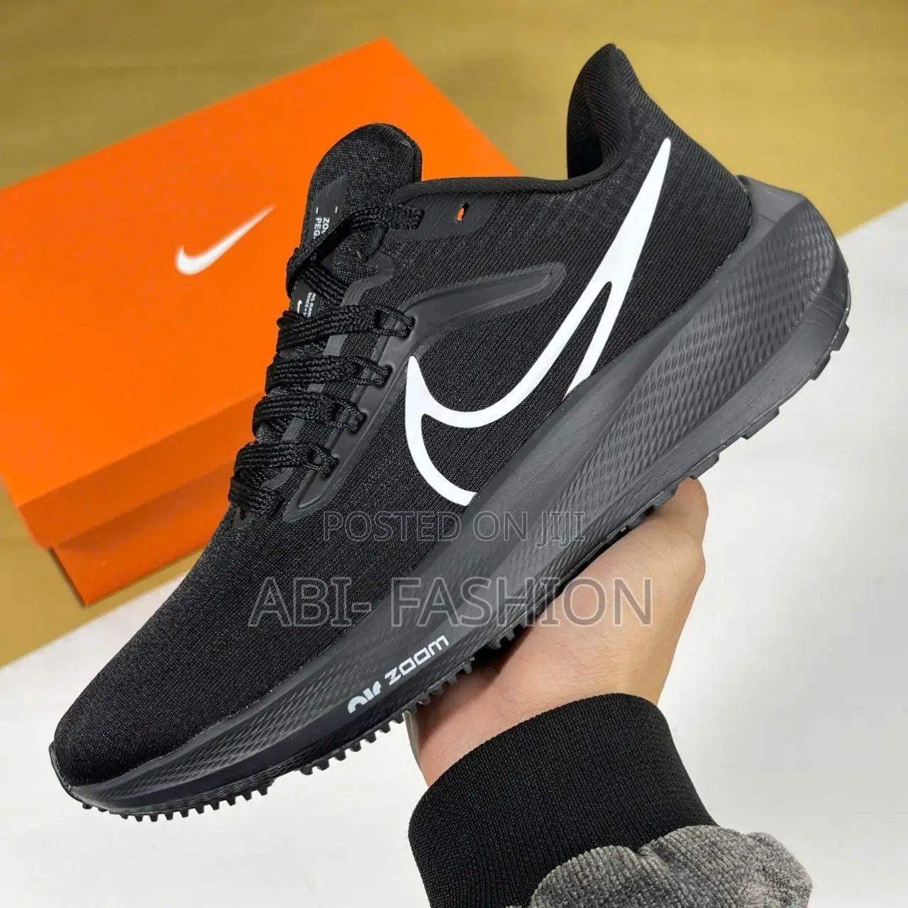 Nike Vomero17 Mens Shoes