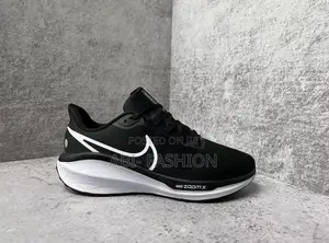 Nike Venmo Running Shoe