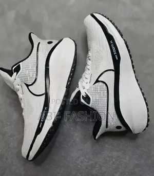 Nike Venmo17 White Shoe