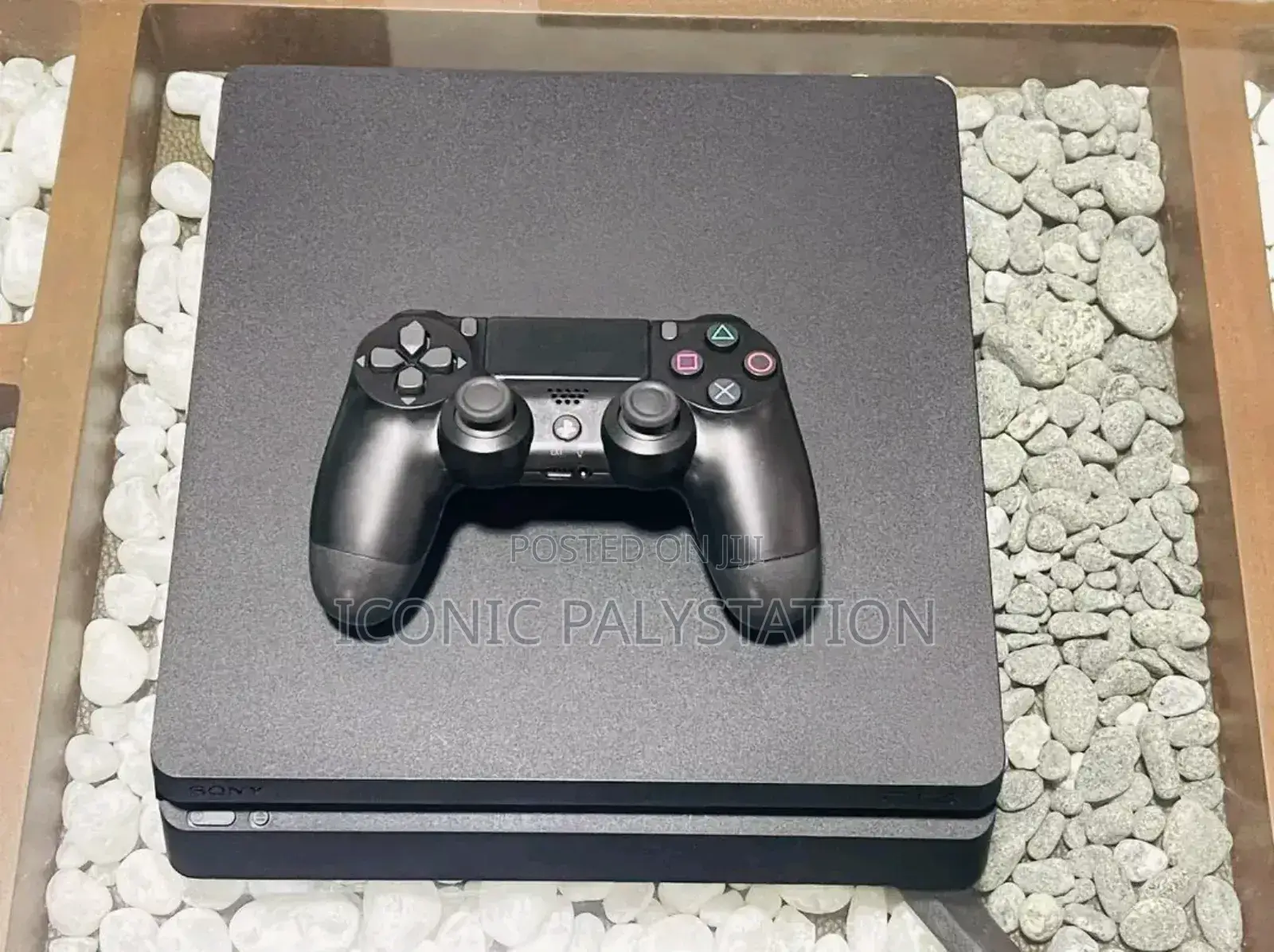 New Palystation 4 Slim With Orginal Joystik