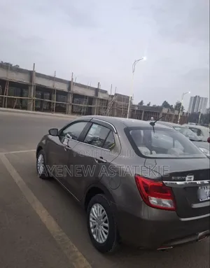 Suzuki Dzire 2022 Gray